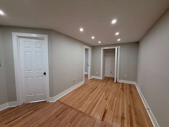 4th image of 110 Maltby St #8B