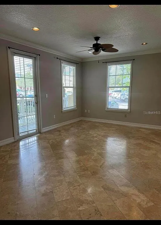 1 bed, 1.0 bath, 773 sqft, $2,025 — Photo 4