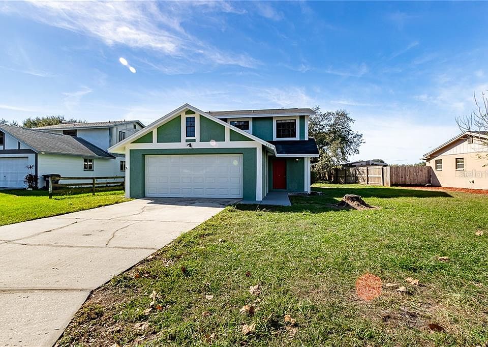 1st image of 826 Whisper Lake Ct