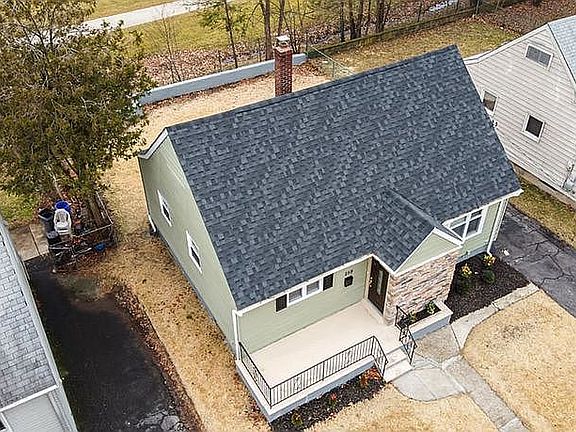 3rd image of 259 Fairway Ave