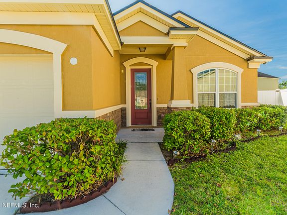 3rd image of 11080 CRAIG HILL Court