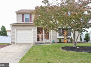 8 N Mars Dr, Sewell, NJ 08080