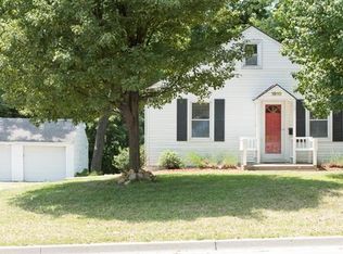 1616 S McCoy St, Independence, MO 64055