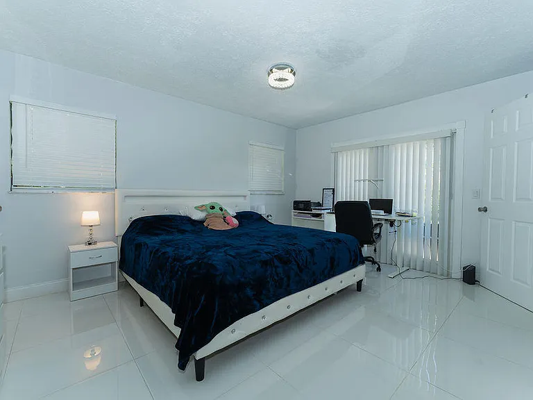 1242 SW Parma Ave — Photo 31