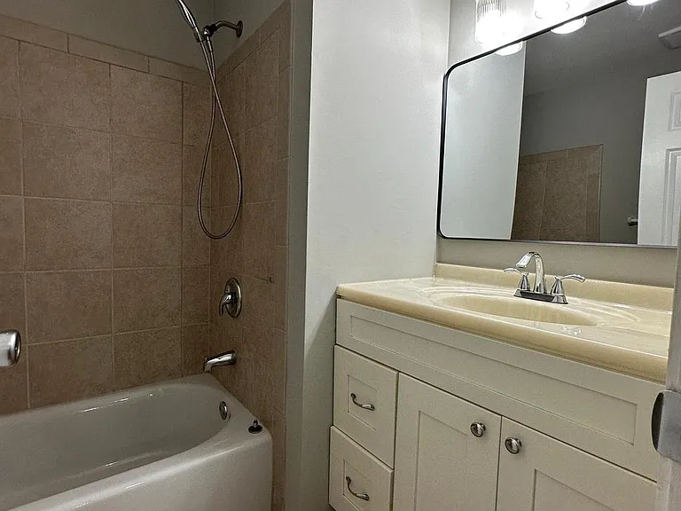 10152 Village Knolls Ct — Photo 30