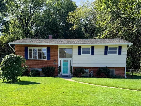 7111 Norwalk St, Falls Church, VA 22043