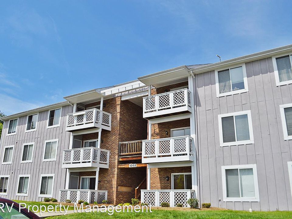 1st image of 1203 University Ter APT H