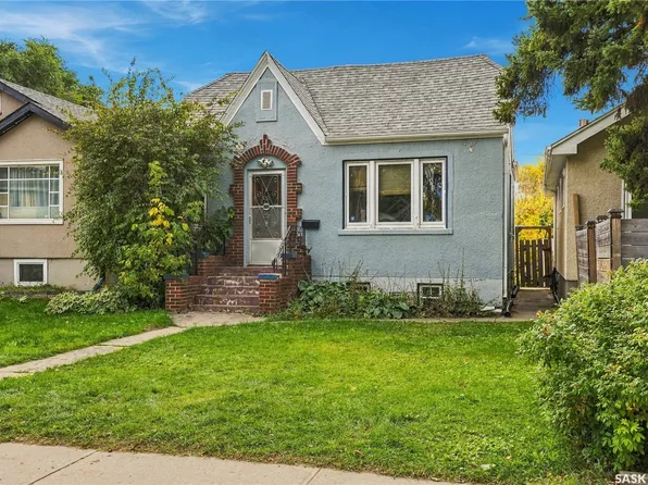 821 College Avenue, Regina, SK S4N 0Y1