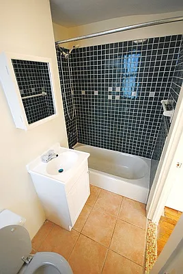 Rented by Bold New York | media 37