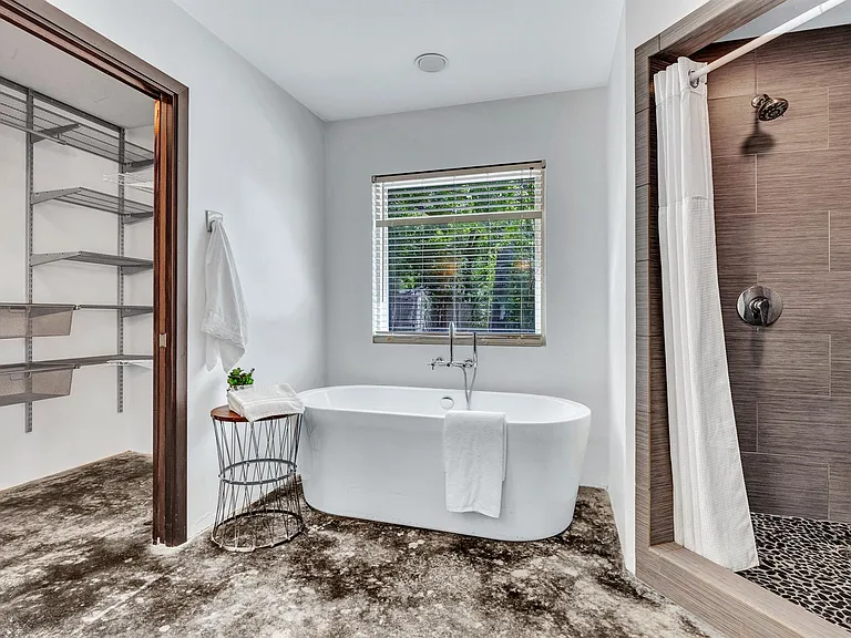 1208 Fairwood Rd — Photo 21