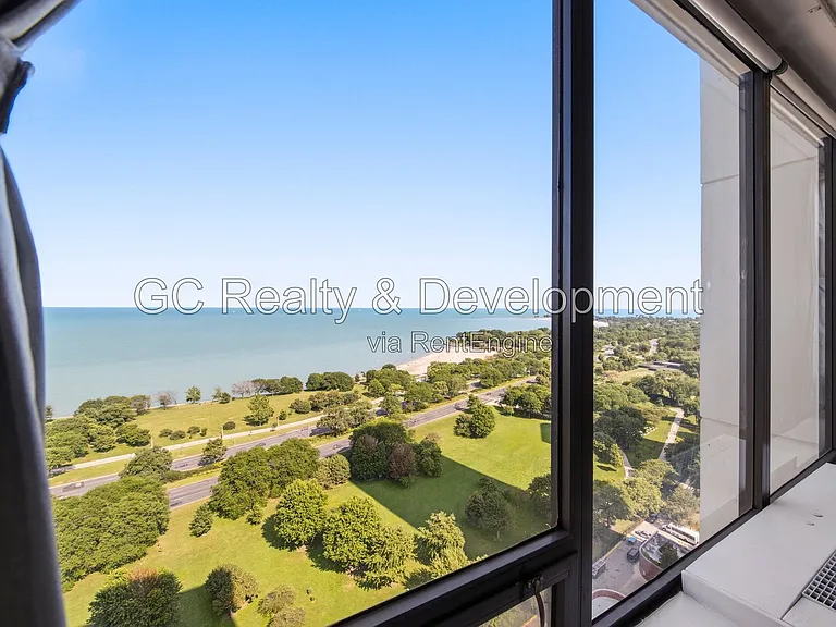 5445 N Sheridan Rd #2810 — Photo 11