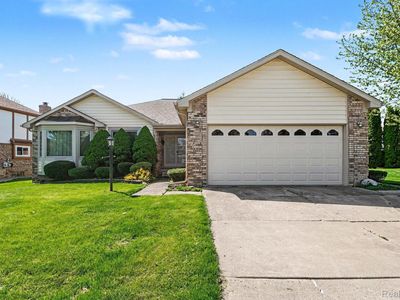 421 Drexelgate Pkwy, Rochester Hills, MI, 48307