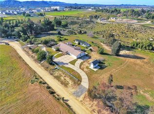 37465 Applegate Rd, Murrieta, CA 92563