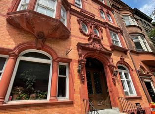 1923 Spruce St #2F, Philadelphia, PA 19103