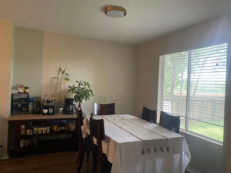 5474 Walnut Grove Dr — Photo 12