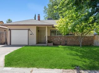 2305 Lloyd Ln, Sacramento, CA 95825