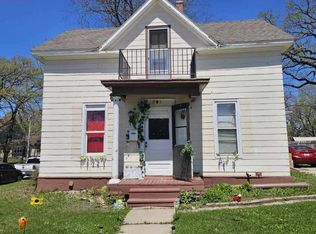 301 4th Ave NE, Waseca, MN 56093