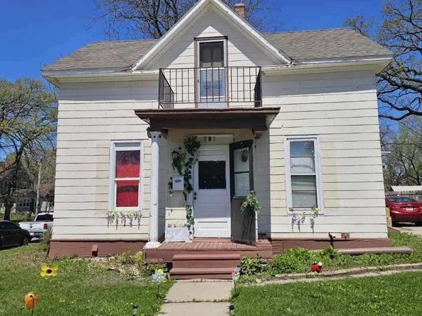 301 4th Ave NE, Waseca, MN 56093