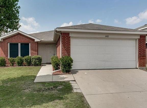 2nd image of 1432 Laurel Hall Ln