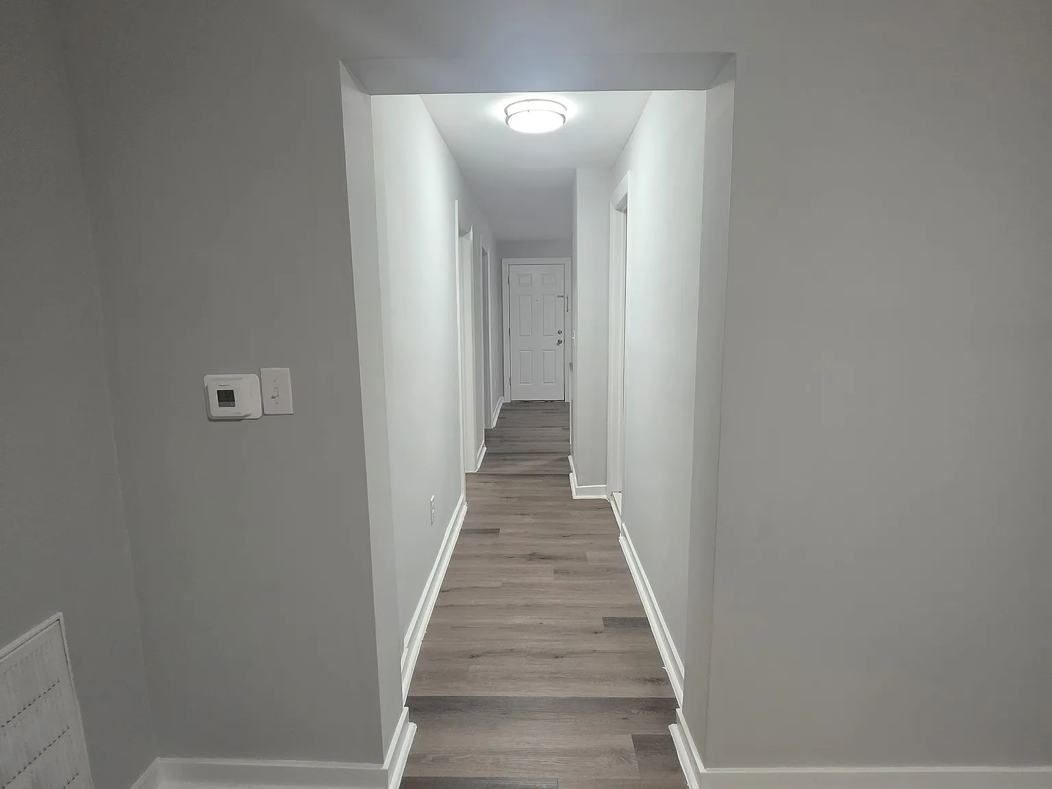 2 bed, $1,881 — Photo 4
