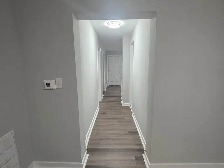 8 Graham Ave — Photo 7