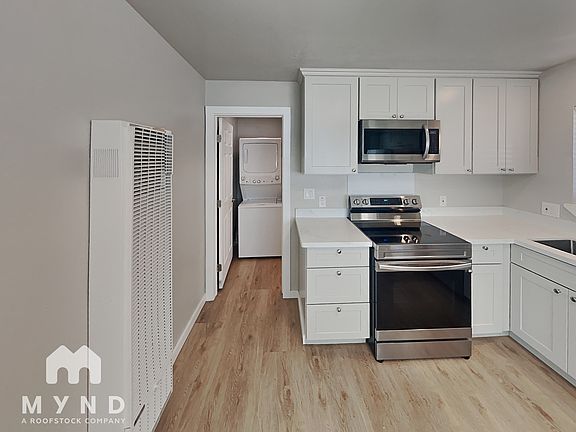 5th image of 823 N 15th St