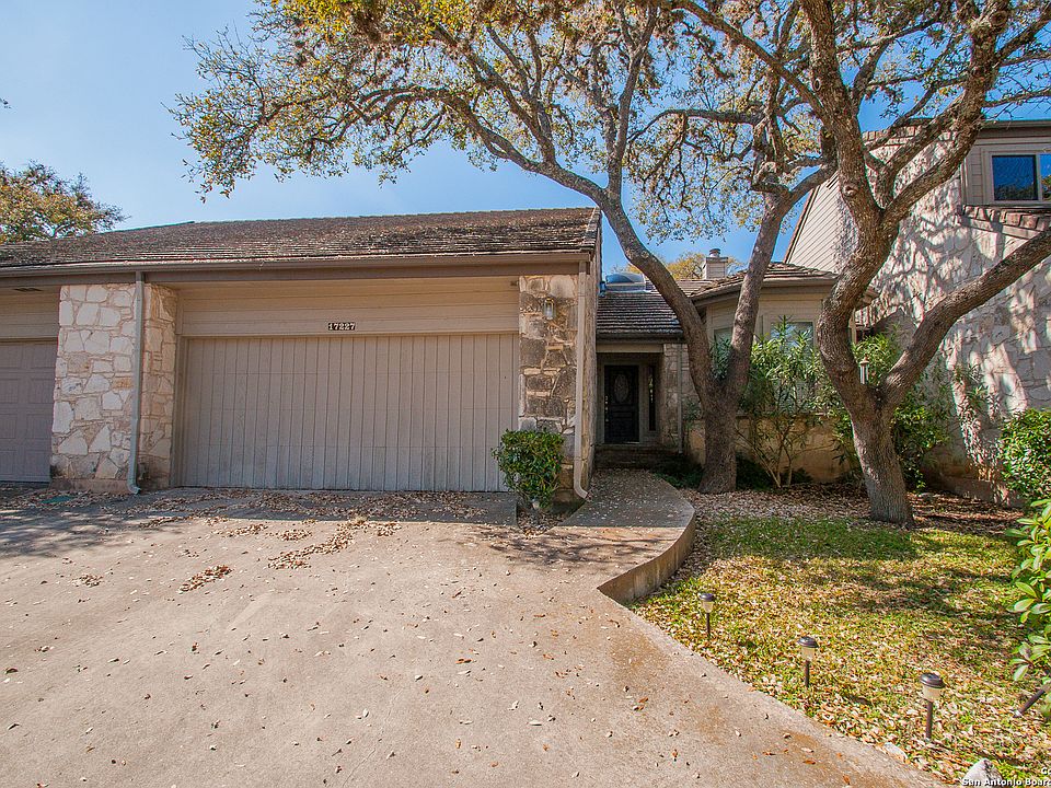 1st image of 17227 BEACON WOODS #1702