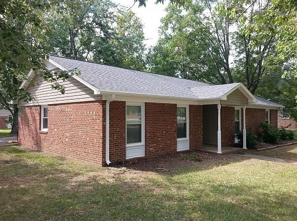 1st image of 210 S Okelly Ave