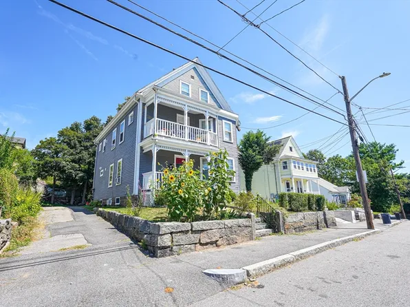 21 Arthur St, Quincy, MA 02169