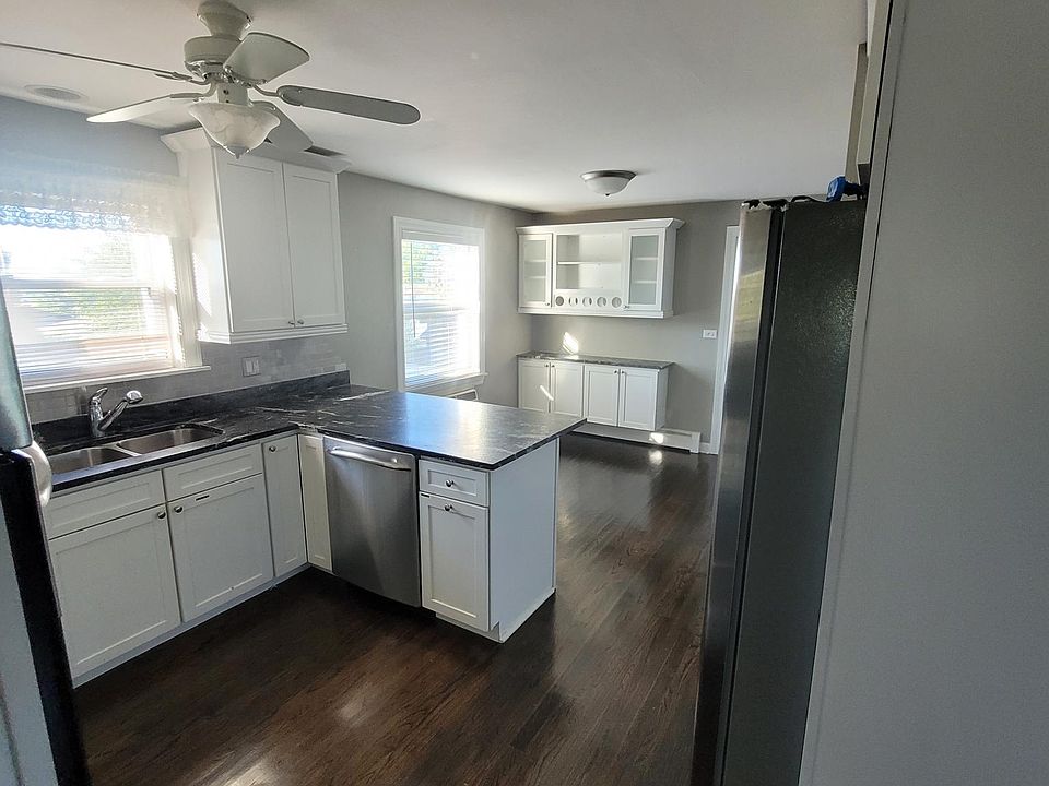 1st image of 4344 Grace St APT 2