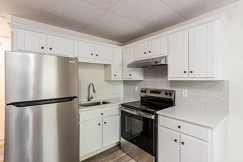 Floor plan 1 BR Renovated