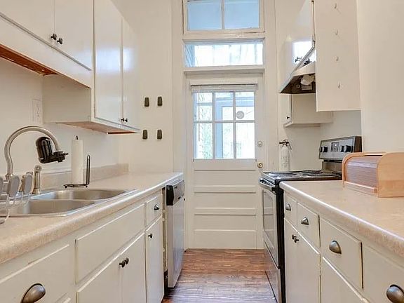 5th image of 2570 Vineville Ave APT A
