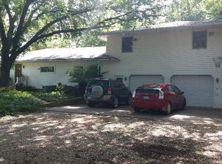 970 U Ave, Council Grove, KS 66846