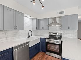 Fairfax Manor Townhomes