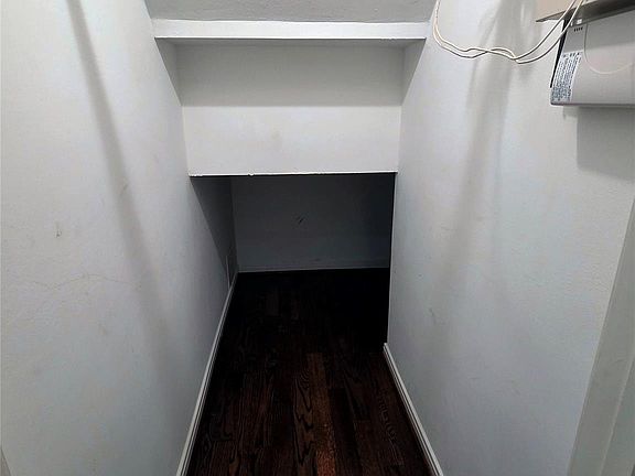 3rd image of 4509 Hazard St
