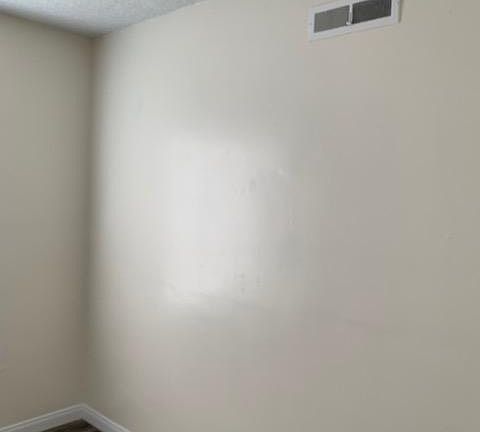 5th image of 4704 N Midsite Ave