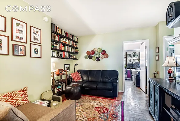 Sold by Compass | media 6