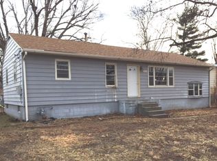 1403 Beard St, Beardstown, IL 62618