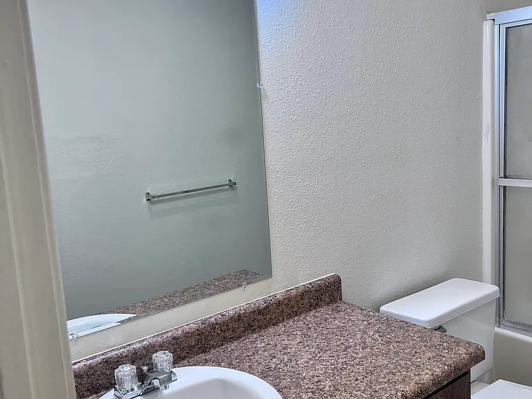 3426 S Farm Road 135 Ln #D — Photo 2