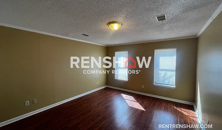 4524 Country Brook Dr — Photo 2