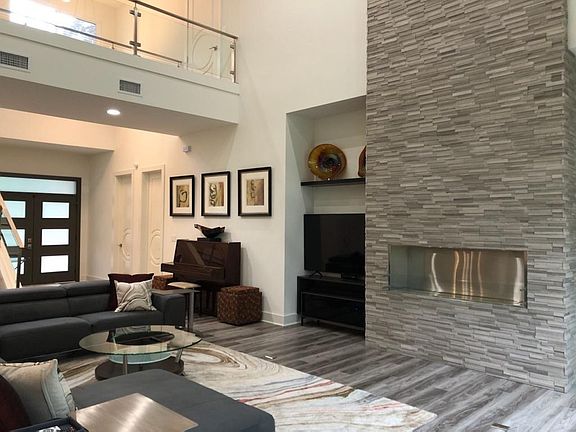 5th image of 561 Gauri Way
