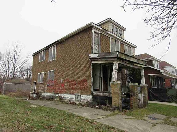 6679 Clifton