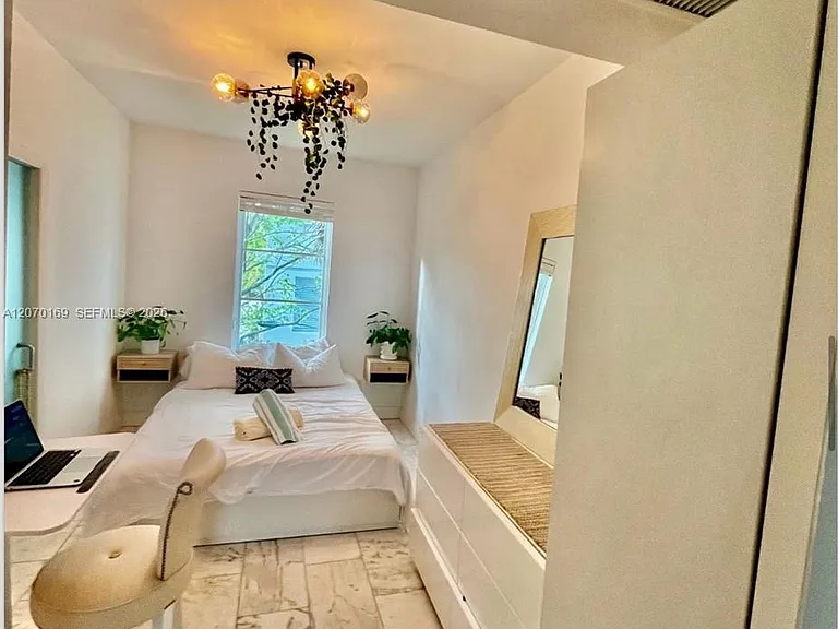920 Jefferson Ave #10 — Photo 6
