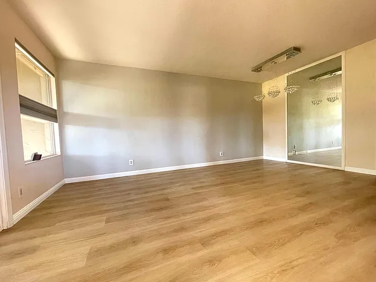 801 W California Ave #A — Photo 3