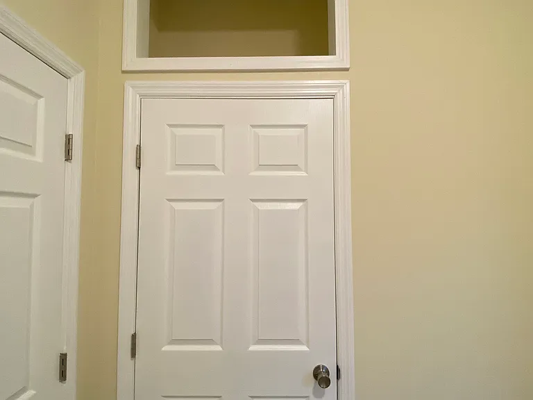 1445 Hunter Ave — Photo 20