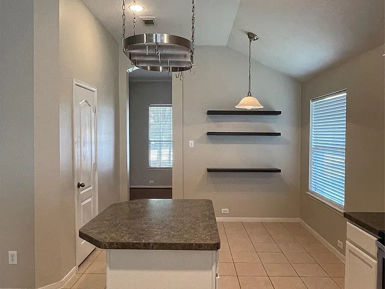 21719 Orange Maple Ct — Photo 4