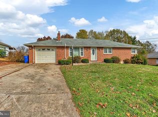 2925 Brookside Ave, Dover, PA