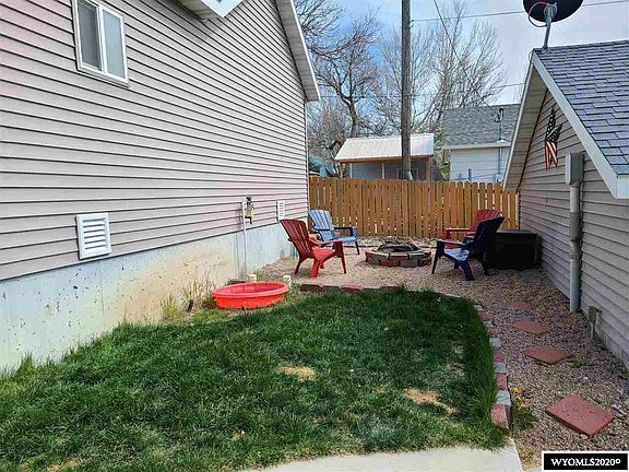 4th image of 420 N 5th St