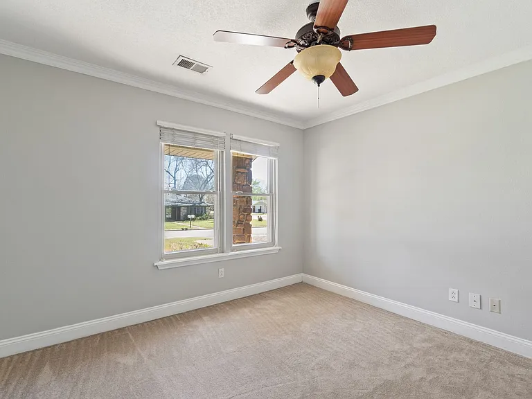 3222 S 54th St — Photo 30