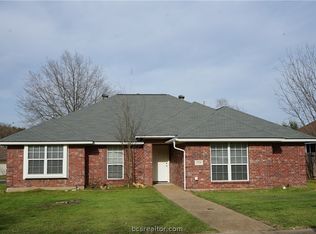 3731 Chantal Cir, College Station, TX 77845